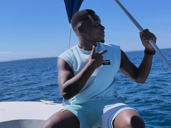 Screenshot_2025-10-27-14-49-47-061_com.instagram.android-edit Screenshot_2025-10-27-14-49-47-061_com.instagram.android-edit